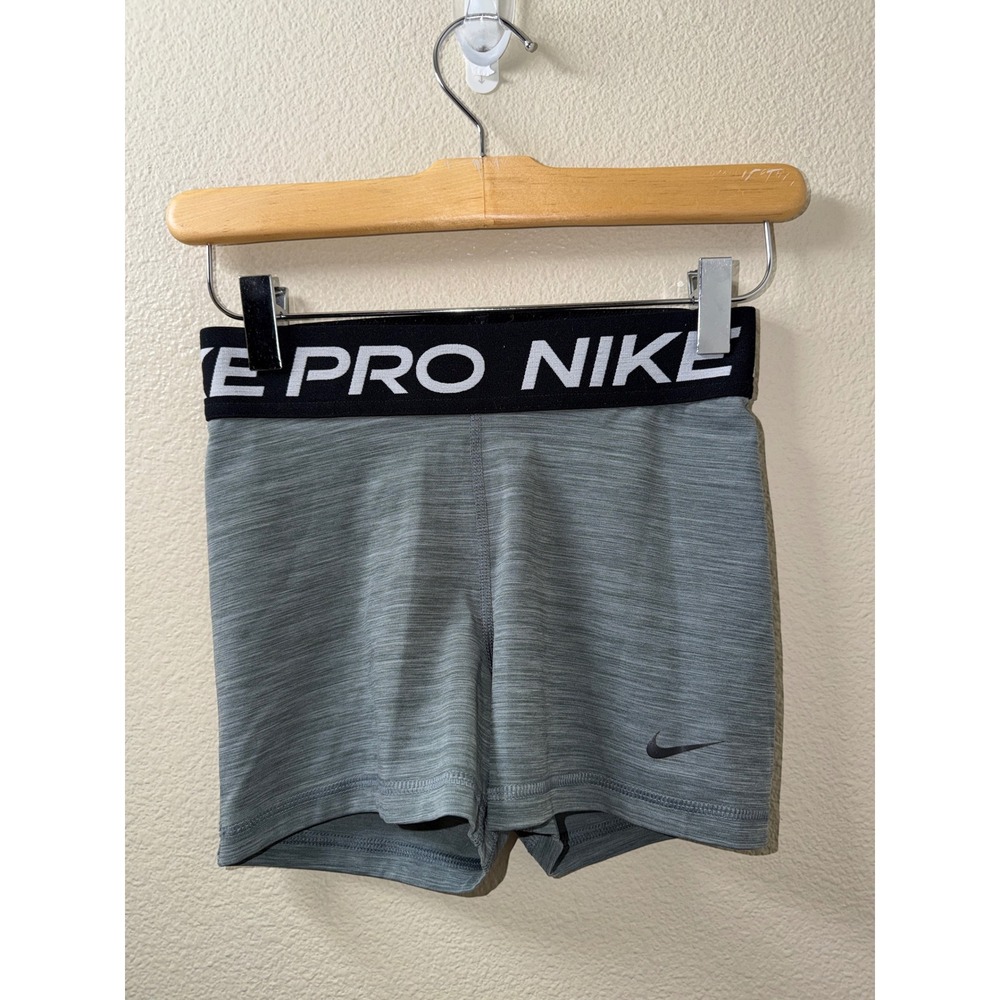 Women's Nike Pro Spandex Shorts Size Small
